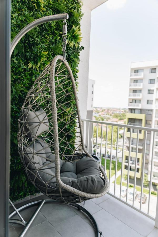 Tulip Apartment Oradea Exterior photo